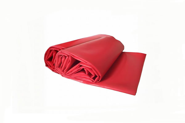 How Does UV Resistance Affect the Outdoor Use of PVC Tarpaulin